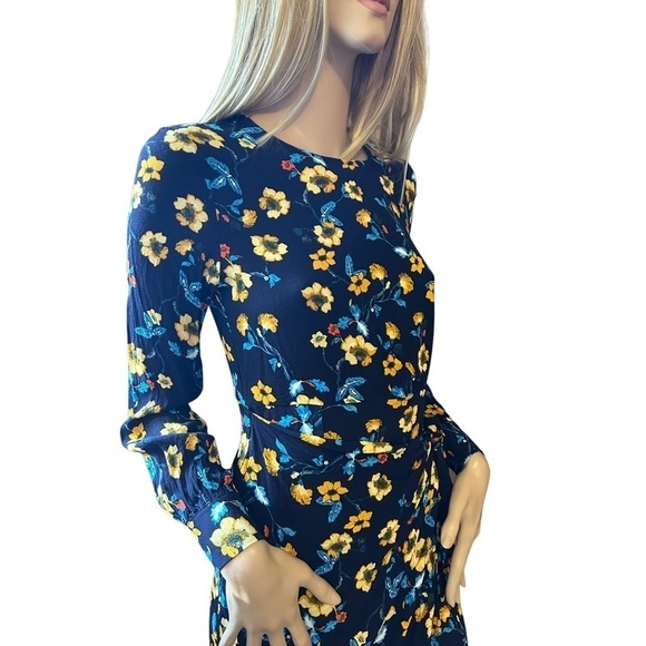 ASTR Nordstroms Vivid Floral Dress Asymmetrical Hemline Long Sleeve Versatile - Picture 8 of 16